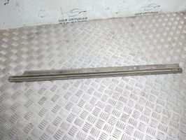 Audi 100 200 5000 C3 Etuoven lista (muoto) 