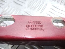 Audi 80 90 B2 Zawias klapy tylnej bagażnika 811827300F