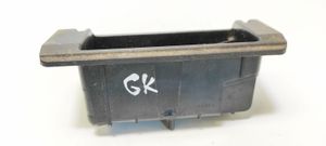 Audi A6 S6 C5 4B Takaoven tuhkakuppi 4B0857405