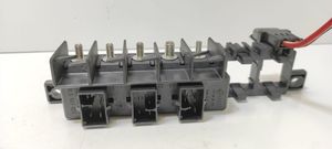 Volkswagen Bora Module de fusibles 8L0941822