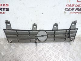 Opel Rekord E2 Grille calandre supérieure de pare-chocs avant 90192210