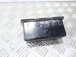 Audi 100 200 5000 C3 Takaoven tuhkakuppi 443857421