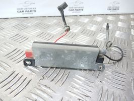 Audi 100 200 5000 C3 Amplificateur d'antenne 443035225A