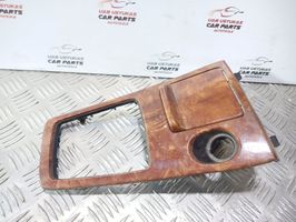 Nissan Primera Pavarų perjungimo svirties apdaila (plastikinė) 969352F910