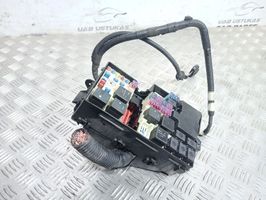 Mazda CX-7 Module de fusibles EG2166767