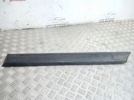 Audi 100 200 5000 C3 Listwa drzwi tylnych 443853961