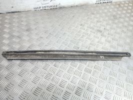 Audi 100 200 5000 C3 Rivestimento portiera posteriore (modanatura) 