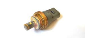 Volkswagen PASSAT B7 Sonde de température de liquide de refroidissement 06A919501A