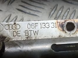 Audi A4 S4 B7 8E 8H Listwa wtryskowa 06F133317C