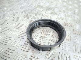 Nissan Primera Bague de verrouillage pour réservoir de carburant 1734390J00