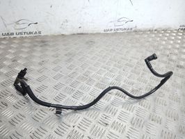 Nissan Note (E11) Tuyau d'alimentation conduite de carburant 