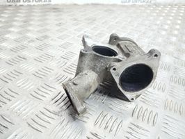 Volkswagen PASSAT B6 Supporto della valvola di raffreddamento EGR 03G129637A