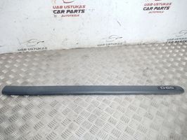 Renault Kangoo I Rivestimento della portiera anteriore (modanatura) 7700304634