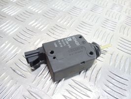 Opel Zafira A Fuel tank cap lock motor 605420