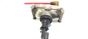 Volkswagen PASSAT B3 Polttoainetankin korkin lukon moottori 357862153A