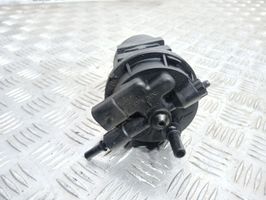 Renault Laguna II Boîtier de filtre à carburant 8200084288