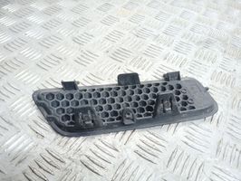 Renault Scenic I Maskownica / Grill / Atrapa górna chłodnicy 7700428466