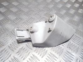 Ford Kuga I Staffa di rinforzo montaggio del paraurti posteriore 8V4117A881A