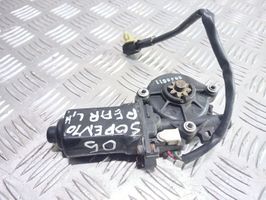 KIA Sorento Silniczek podnoszenia szyby drzwi tylnych 834503E000