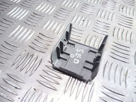 KIA Sorento Copertura rivestimento binario sedile posteriore 895613E000
