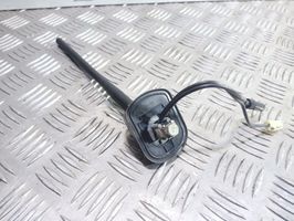 Mitsubishi Lancer VIII Radion antenni B040215