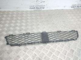 Toyota Yaris Etupuskurin alempi jäähdytinsäleikkö 531120D020