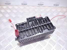 Volkswagen PASSAT B4 Module de fusibles 357937039