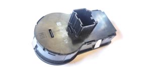 Opel Astra J Light switch 13268697