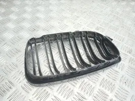 BMW 1 E81 E87 Maskownica / Grill / Atrapa górna chłodnicy 