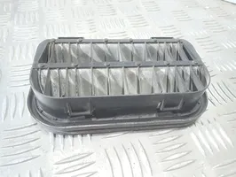 Volkswagen PASSAT B5.5 Quarter panel pressure vent 4A0819181