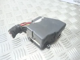 Volkswagen Golf IV Fuse module 