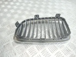 BMW 1 E82 E88 Grille calandre supérieure de pare-chocs avant 7322210