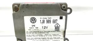 Volkswagen PASSAT B5 Centralina/modulo airbag 1J0909607