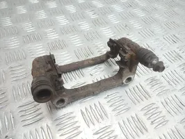 Opel Astra J Supporto della pinza del freno posteriore 