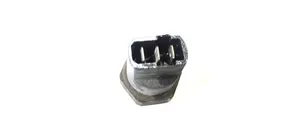 Volkswagen PASSAT B5 Sonde de température de liquide de refroidissement 321959481C