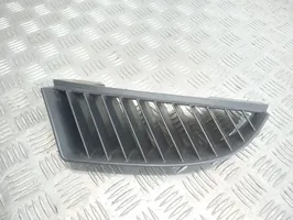 Mitsubishi Colt Grille calandre supérieure de pare-chocs avant MN127773