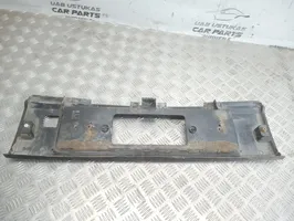 Volkswagen PASSAT B3 Barra de luz de la matrícula/placa de la puerta del maletero 357853489