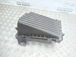 Volkswagen Golf IV Air filter box 