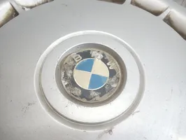 BMW 5 E34 Mozzo/copricerchi/borchia della ruota R15 1129843