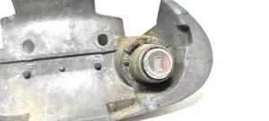 Opel Meriva A Front door lock (next to the handle) 