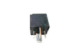 Volkswagen Golf IV Other relay 7M0951253A