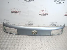 Volkswagen PASSAT B3 Maskownica / Grill / Atrapa górna chłodnicy 