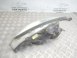 Ford Focus Lampa przednia 