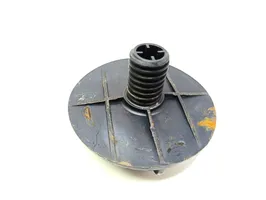 Renault Megane II Boulon de roue de secours 8200317791