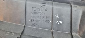 Toyota Corolla Verso AR10 Rivestimento del tergicristallo 557820F010