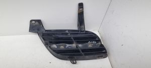 Nissan Almera N16 Maskownica / Grill / Atrapa górna chłodnicy 62332