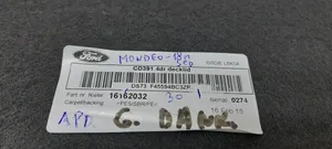 Ford Mondeo MK V Takaluukun alaosan verhoilusarja DS73F45594BC3ZRE