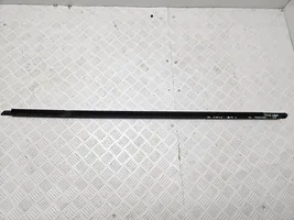 Volkswagen Touareg II Front door glass trim molding 7P0837476G