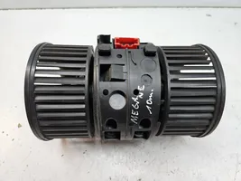 Renault Megane III Ventola riscaldamento/ventilatore abitacolo T1001277N