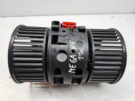 Renault Megane III Ventola riscaldamento/ventilatore abitacolo T1010033M